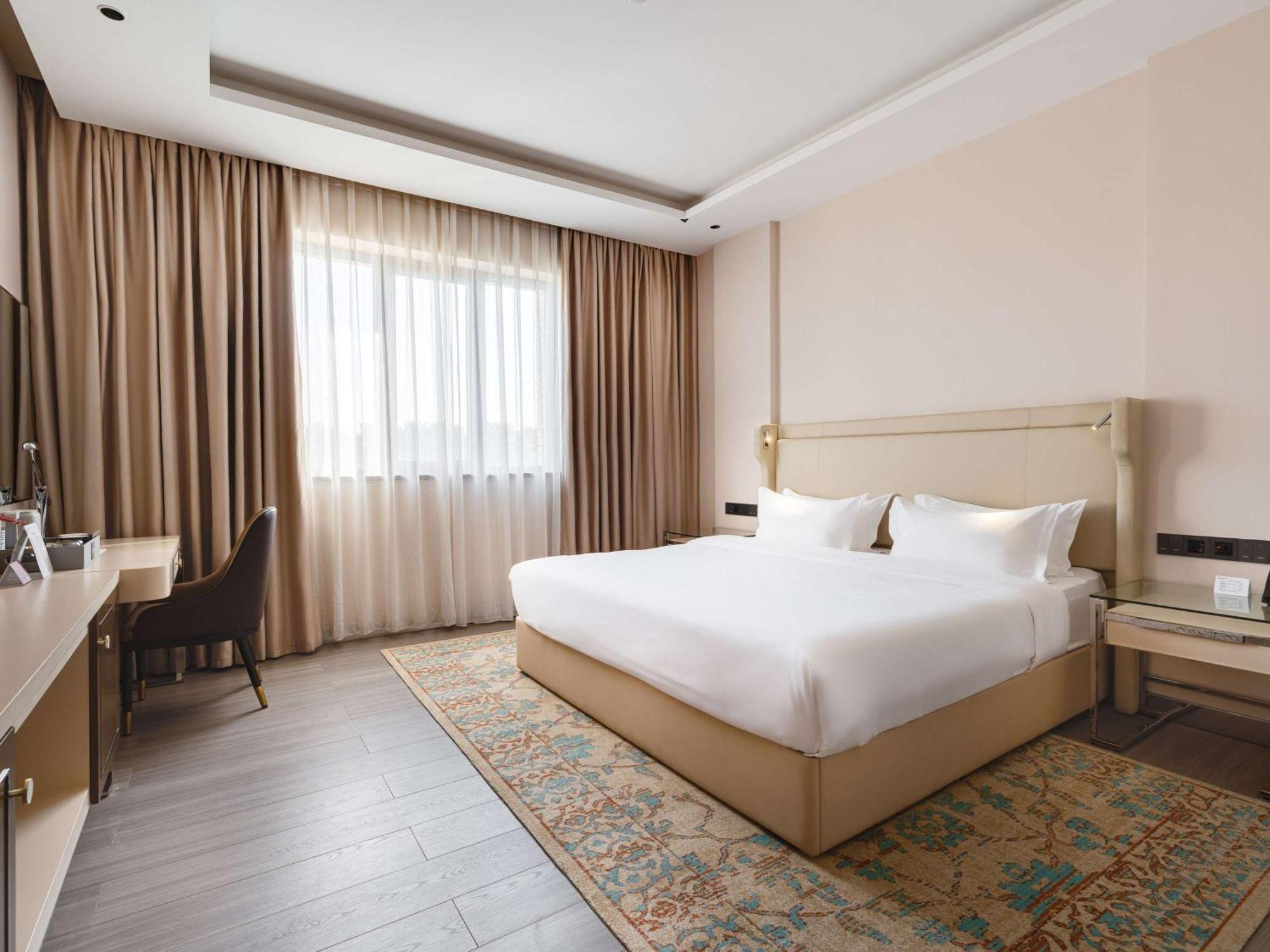 Moevenpick Samarkand Esterno foto