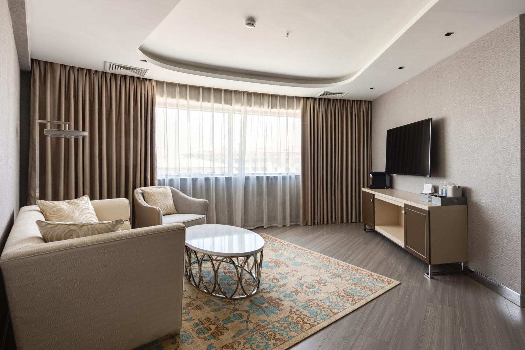 Moevenpick Samarkand Esterno foto
